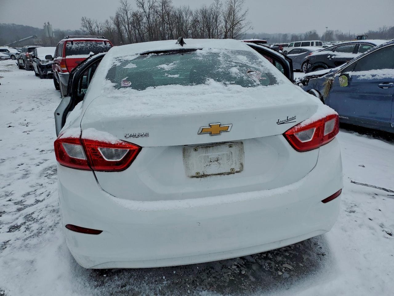 2017 Chevrolet Cruze Ls - zdjęcie 6