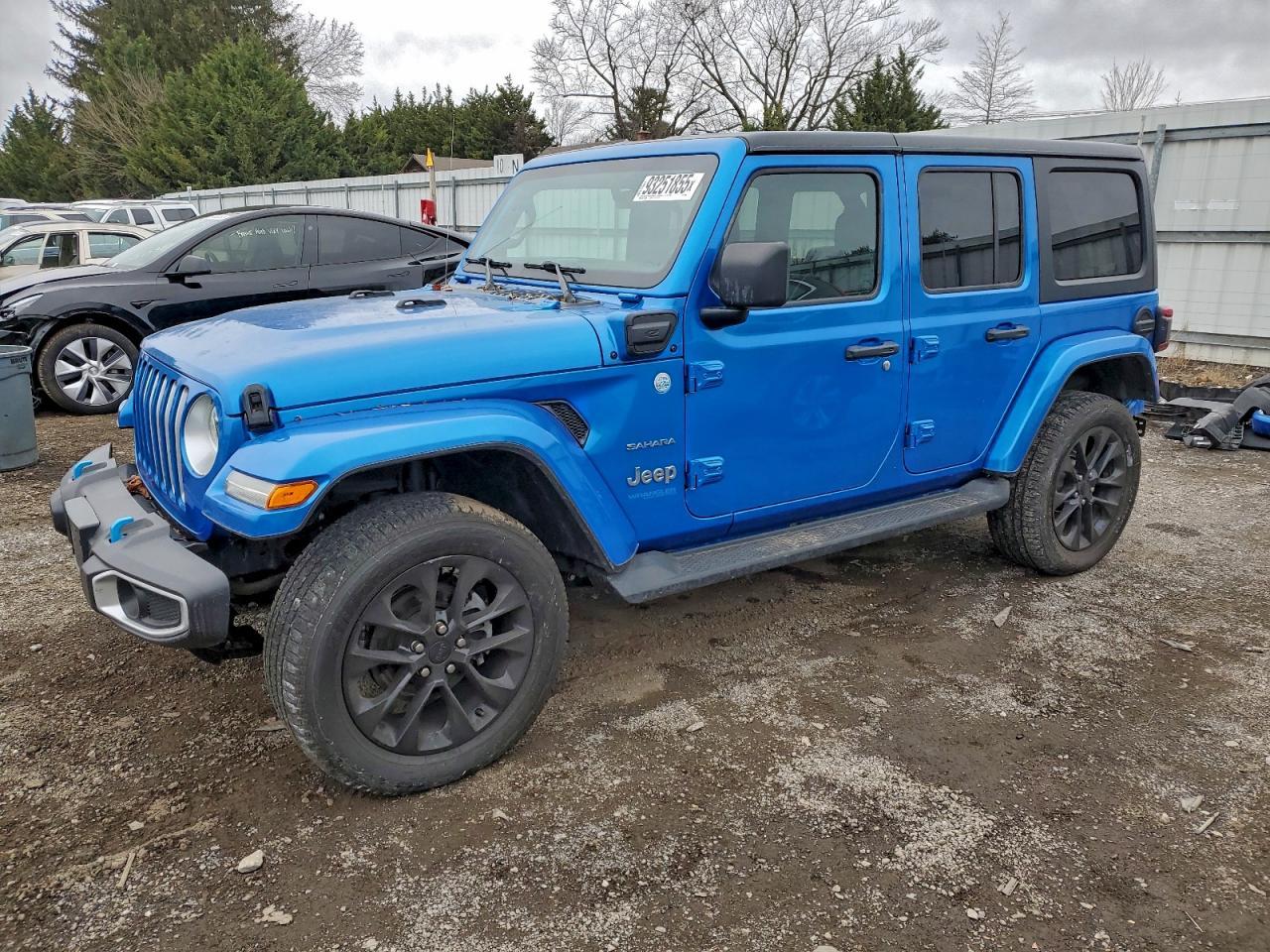 2022 Jeep Wrangler Unlimited Sahara 4Xe - zdjęcie główne