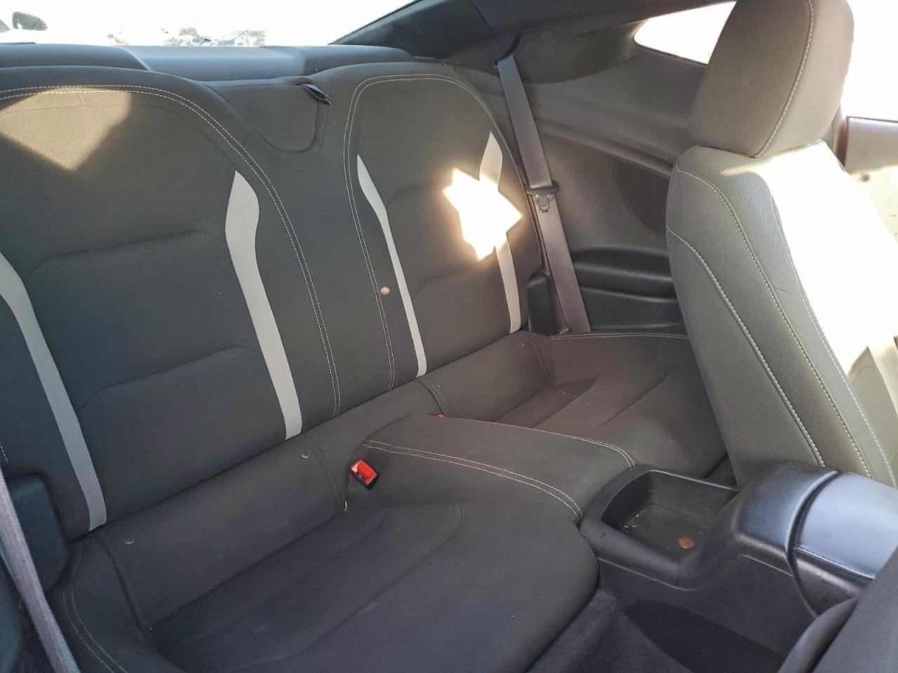 2019 Chevrolet Camaro Ls - zdjęcie 10