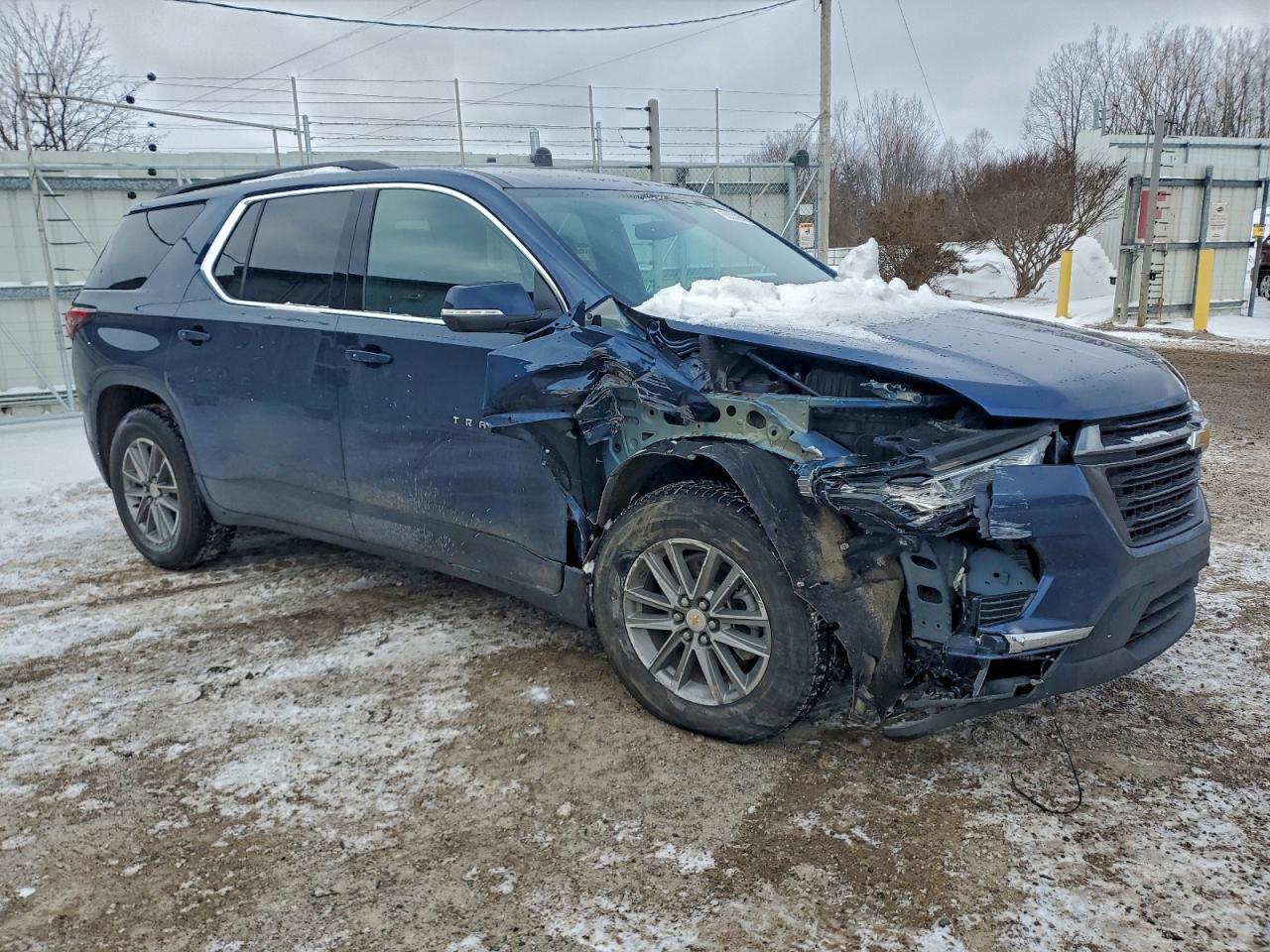 2022 Chevrolet Traverse Lt - zdjęcie 4