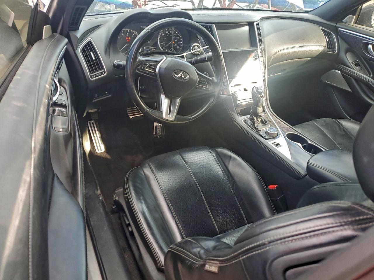 2018 Infiniti Q60 Luxe 300 - zdjęcie 8