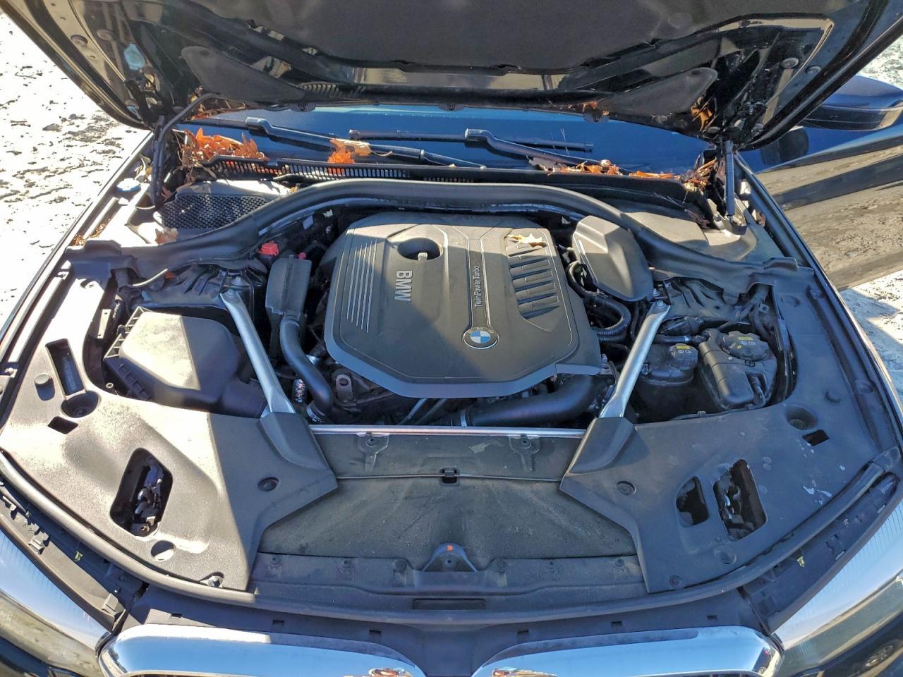2019 BMW Seria 5 540i - zdjęcie 11