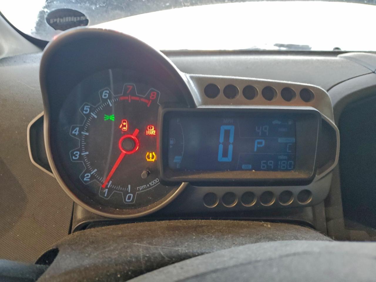 2013 Chevrolet Sonic Ls - zdjęcie 9