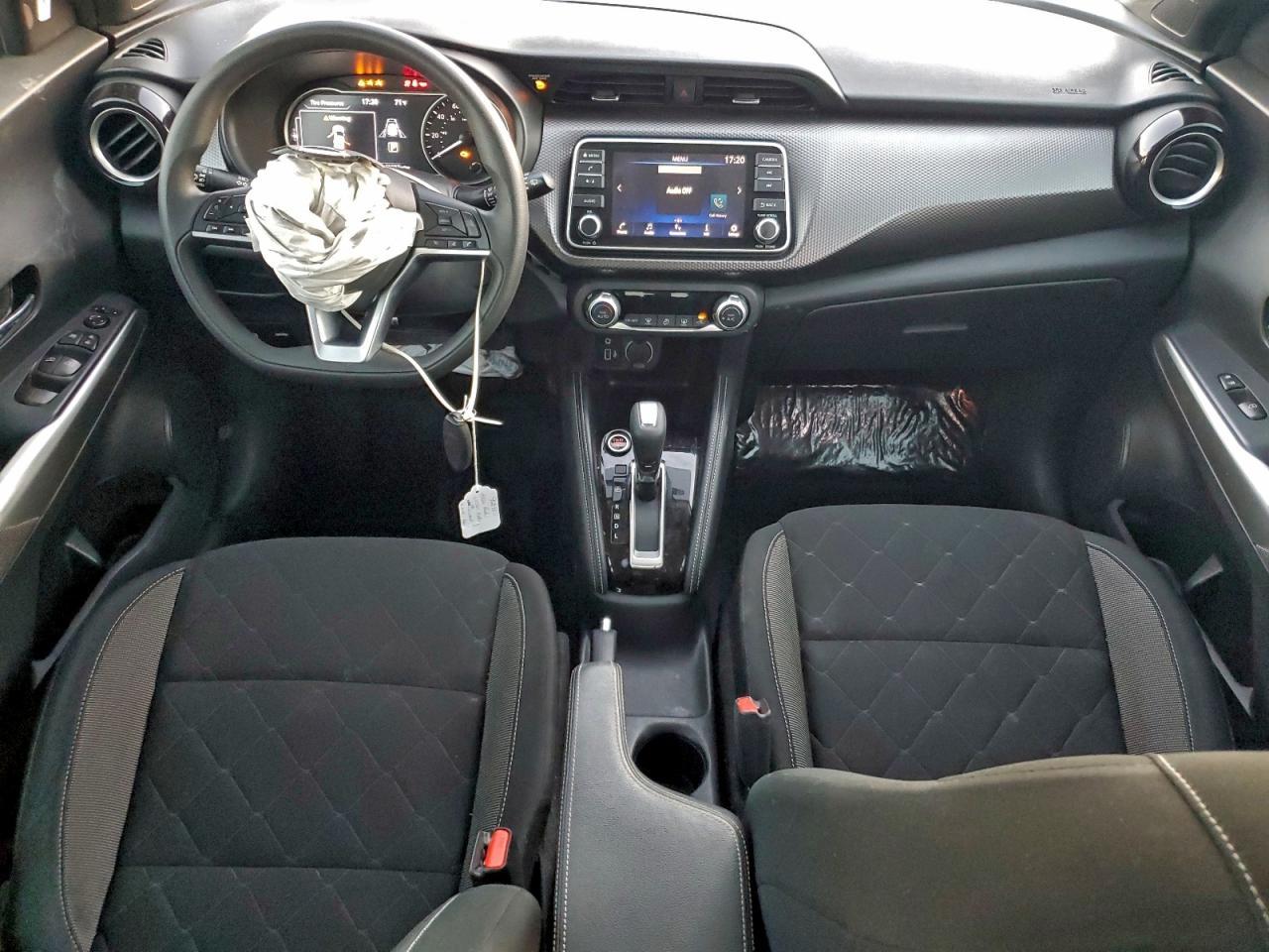 2020 Nissan Kicks Sv - zdjęcie 8