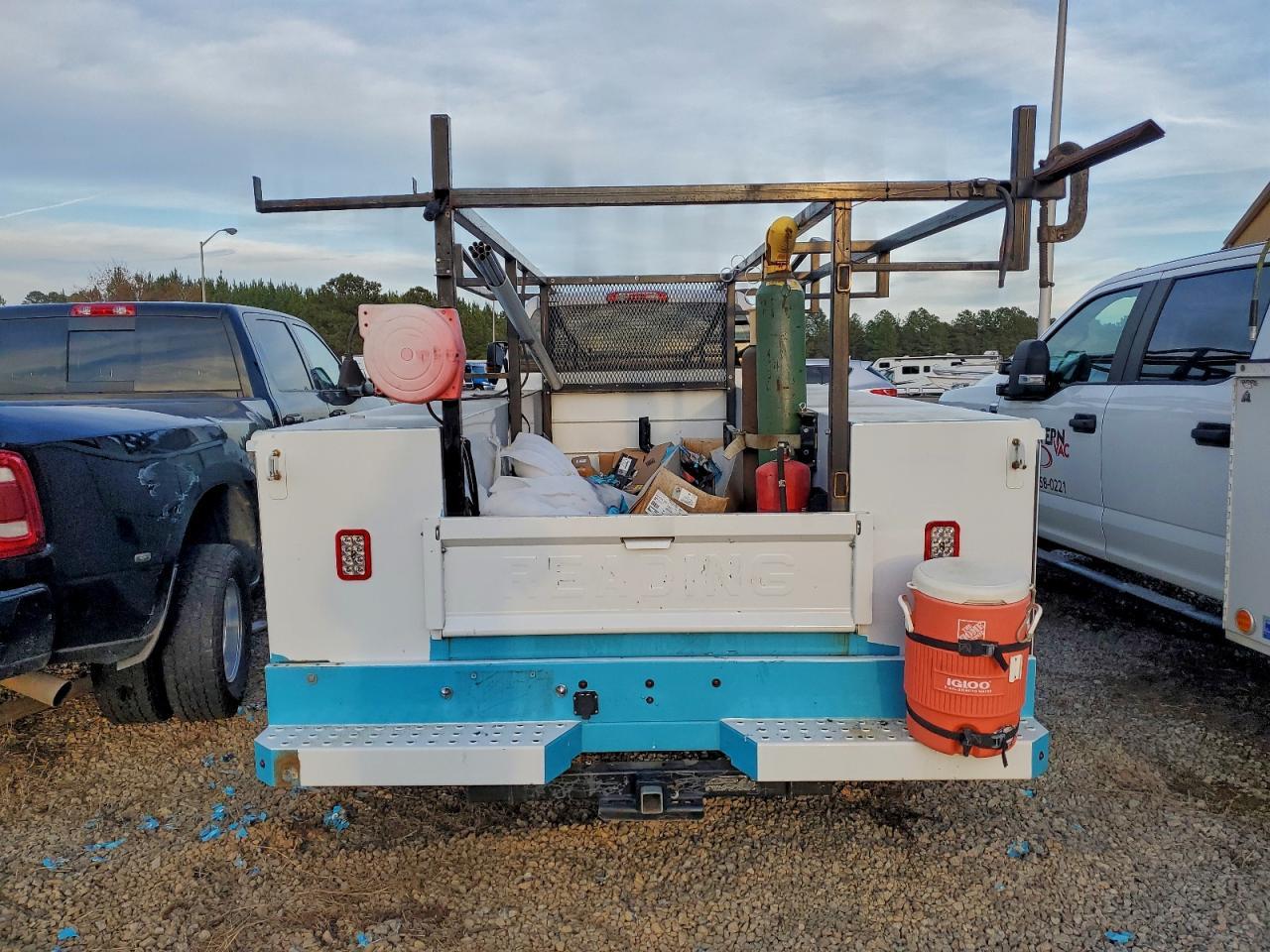 2023 Chevrolet Silverado Medium Duty - zdjęcie 6