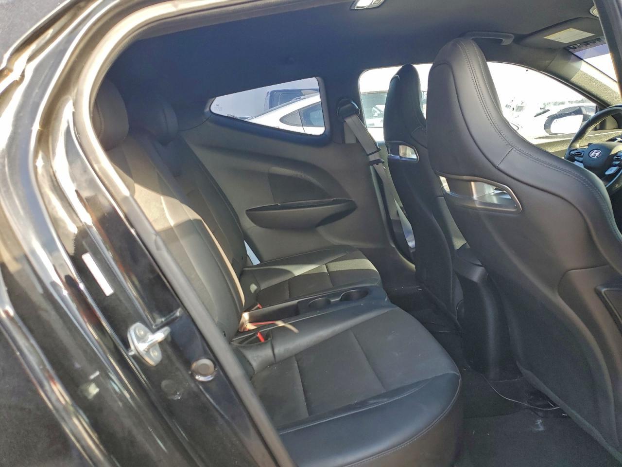 2021 Hyundai Veloster N - zdjęcie 11