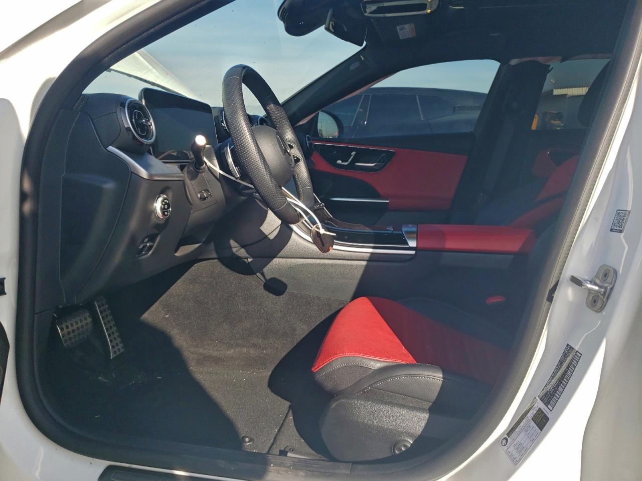 2024 Mercedes-Benz C 300 - zdjęcie 7