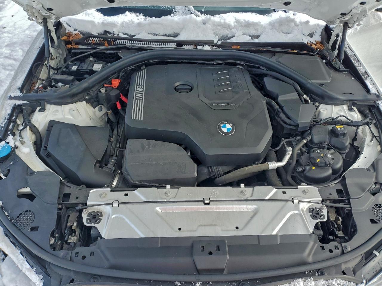 2020 BMW 330Xi - zdjęcie 11