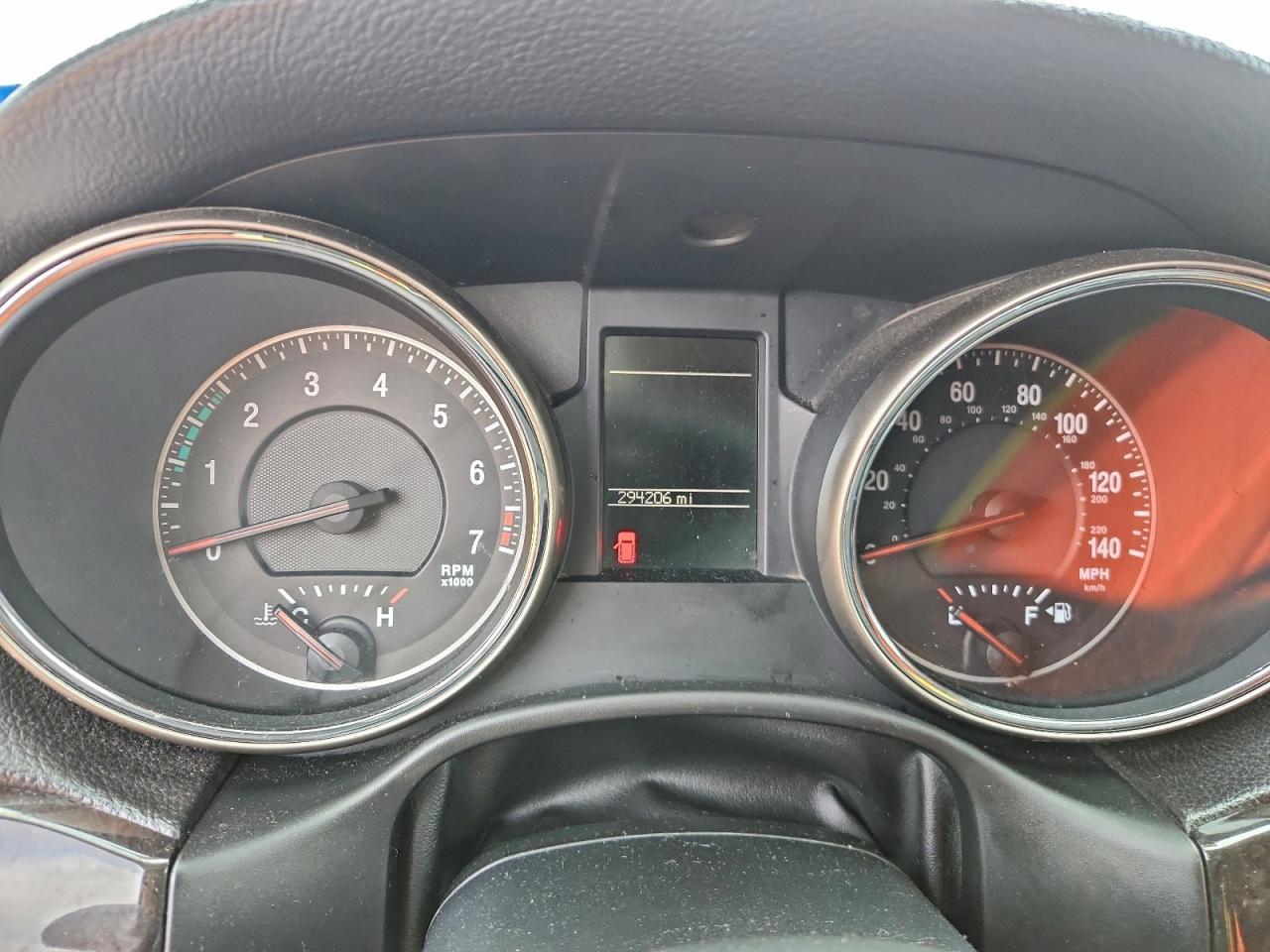 2013 Jeep Grand Cherokee Laredo - zdjęcie 9