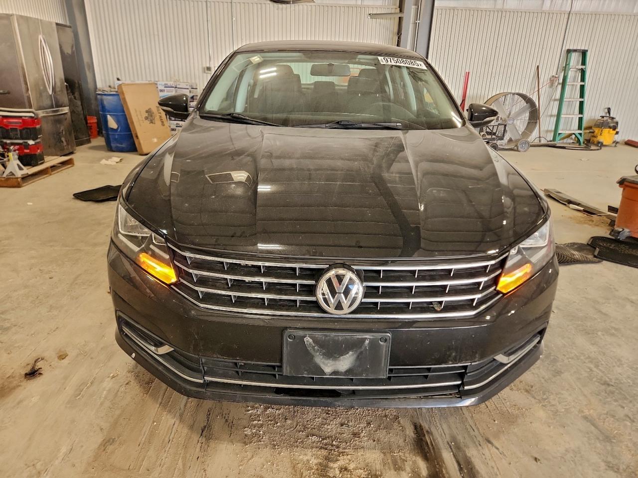 2017 Volkswagen Passat S - zdjęcie 5