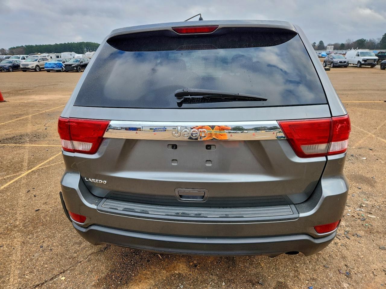 2013 Jeep Grand Cherokee Laredo - zdjęcie 6