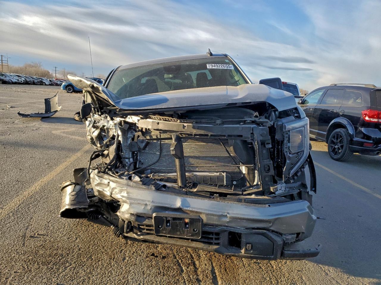 2024 GMC Sierra K1500 Elevation - zdjęcie 5