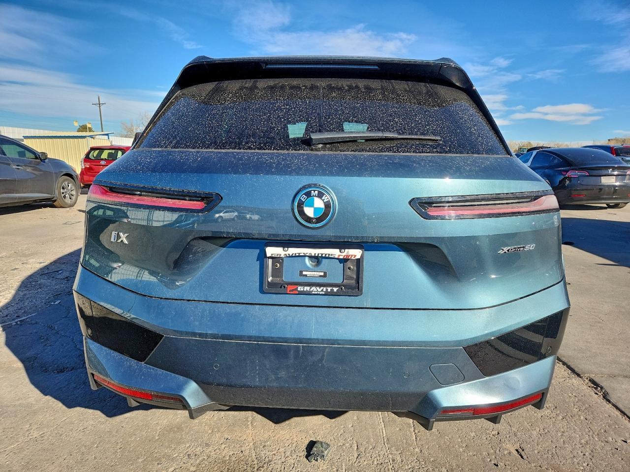 2022 BMW Ix xDrive50 - zdjęcie 6