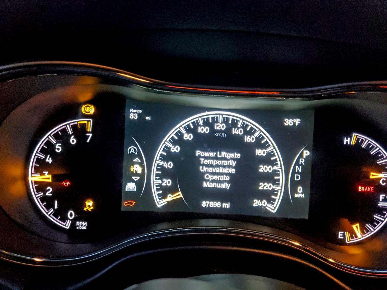 2022 Jeep Grand Cherokee Limited - zdjęcie 9