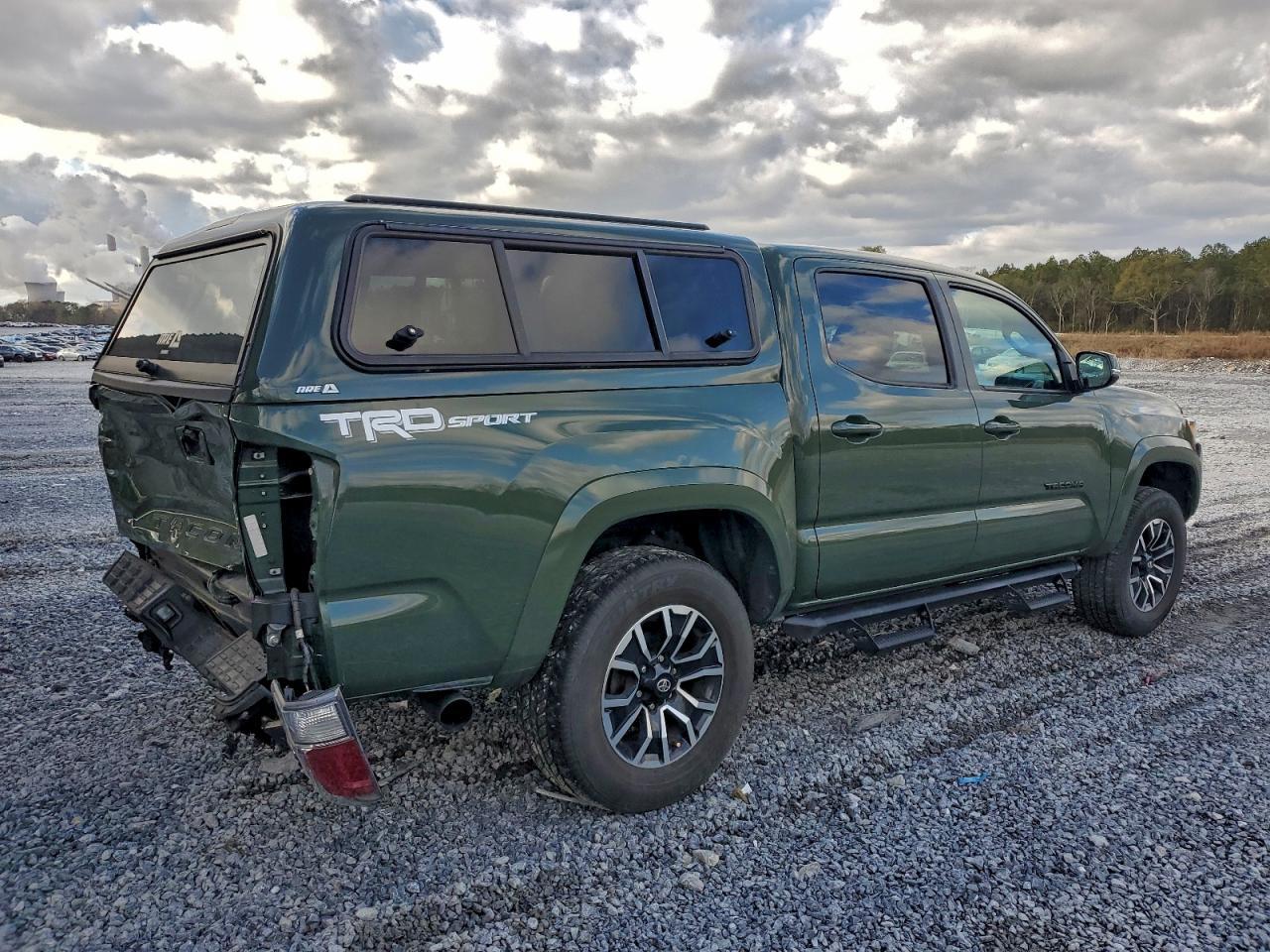 2021 Toyota Tacoma Double Cab - zdjęcie 3