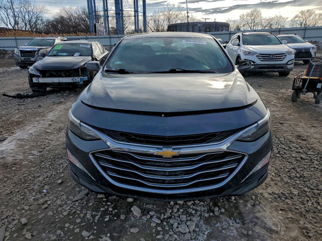 2020 Chevrolet Malibu Lt - zdjęcie 5