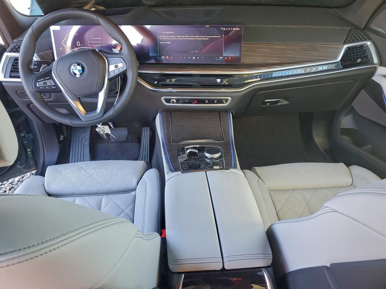 2026 BMW X5 xDrive50E - zdjęcie 8