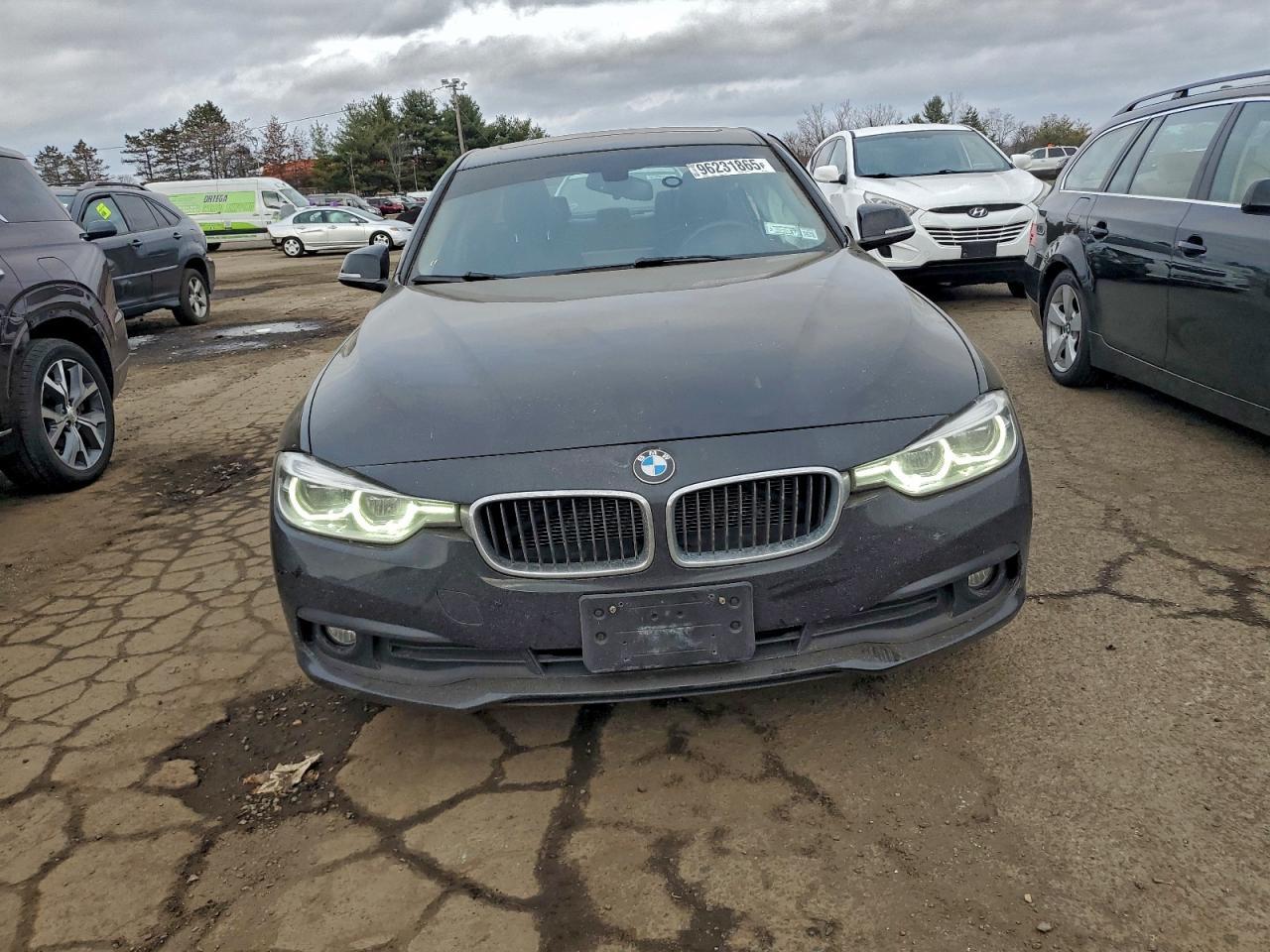 2018 BMW 320 Xi - zdjęcie 5