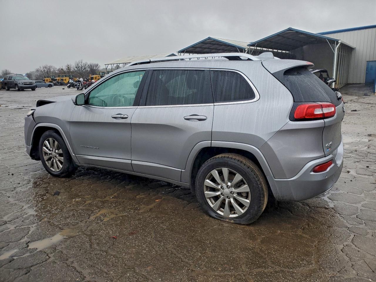 2017 Jeep Cherokee Overland - zdjęcie 2