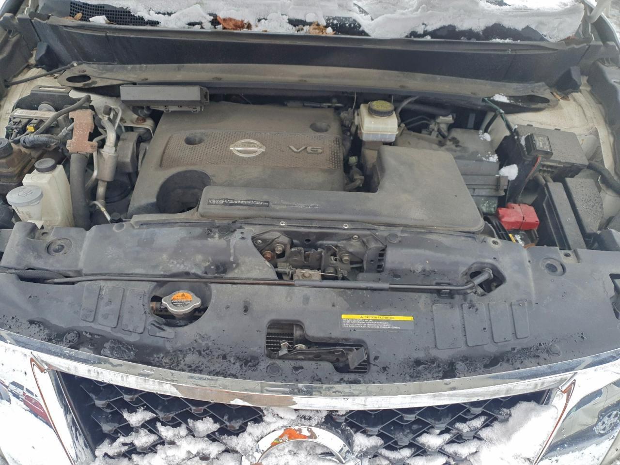 2015 Nissan Pathfinder - zdjęcie 12