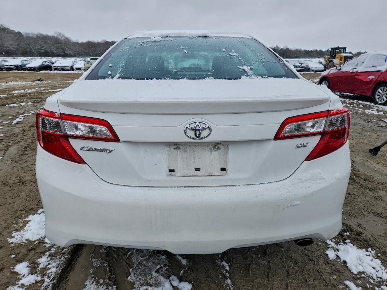 2014 Toyota Camry L - zdjęcie 6