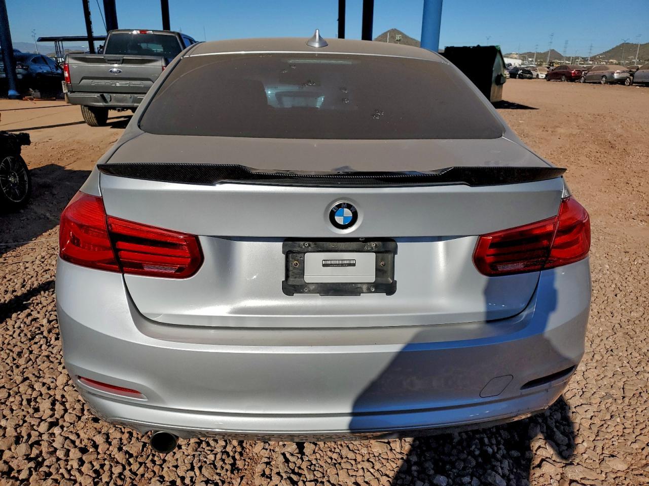 2018 BMW 320 I - zdjęcie 6