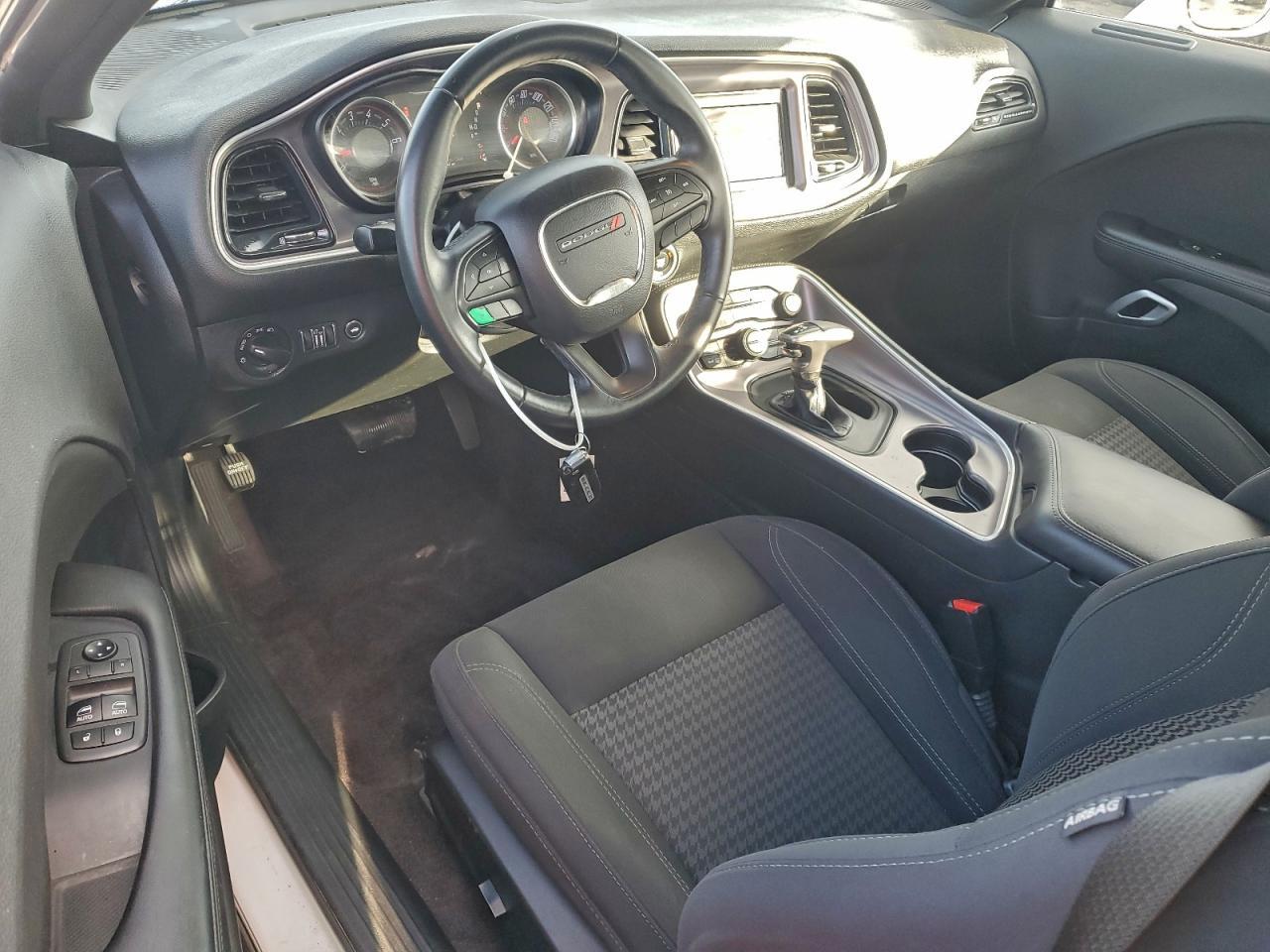 2019 Dodge Challenger Sxt - zdjęcie 8