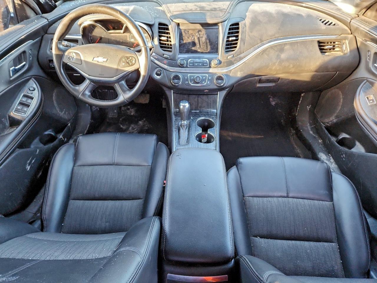 2020 Chevrolet Impala Lt - zdjęcie 8