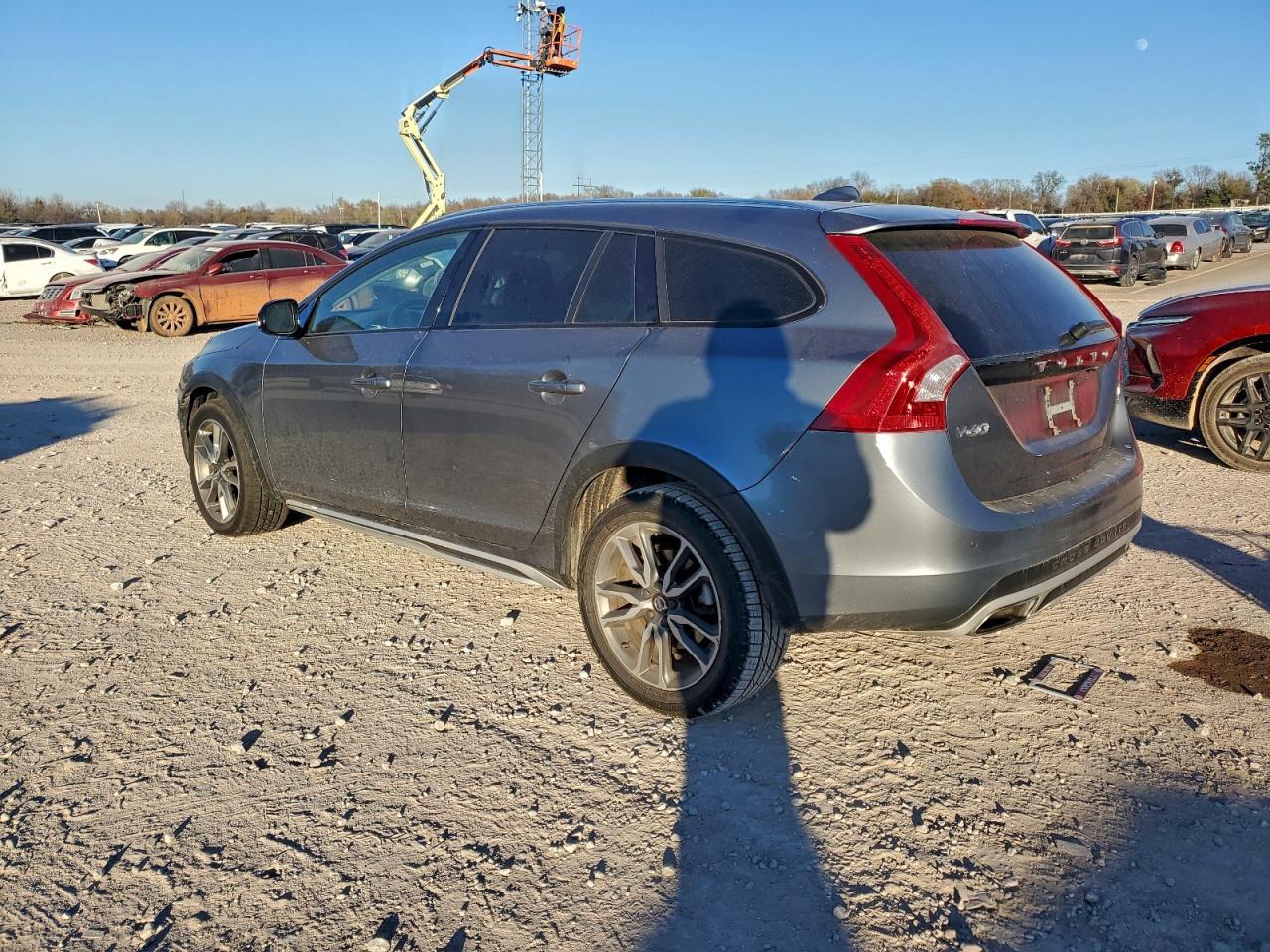 2017 Volvo V60 Cross Country Premier - zdjęcie 2