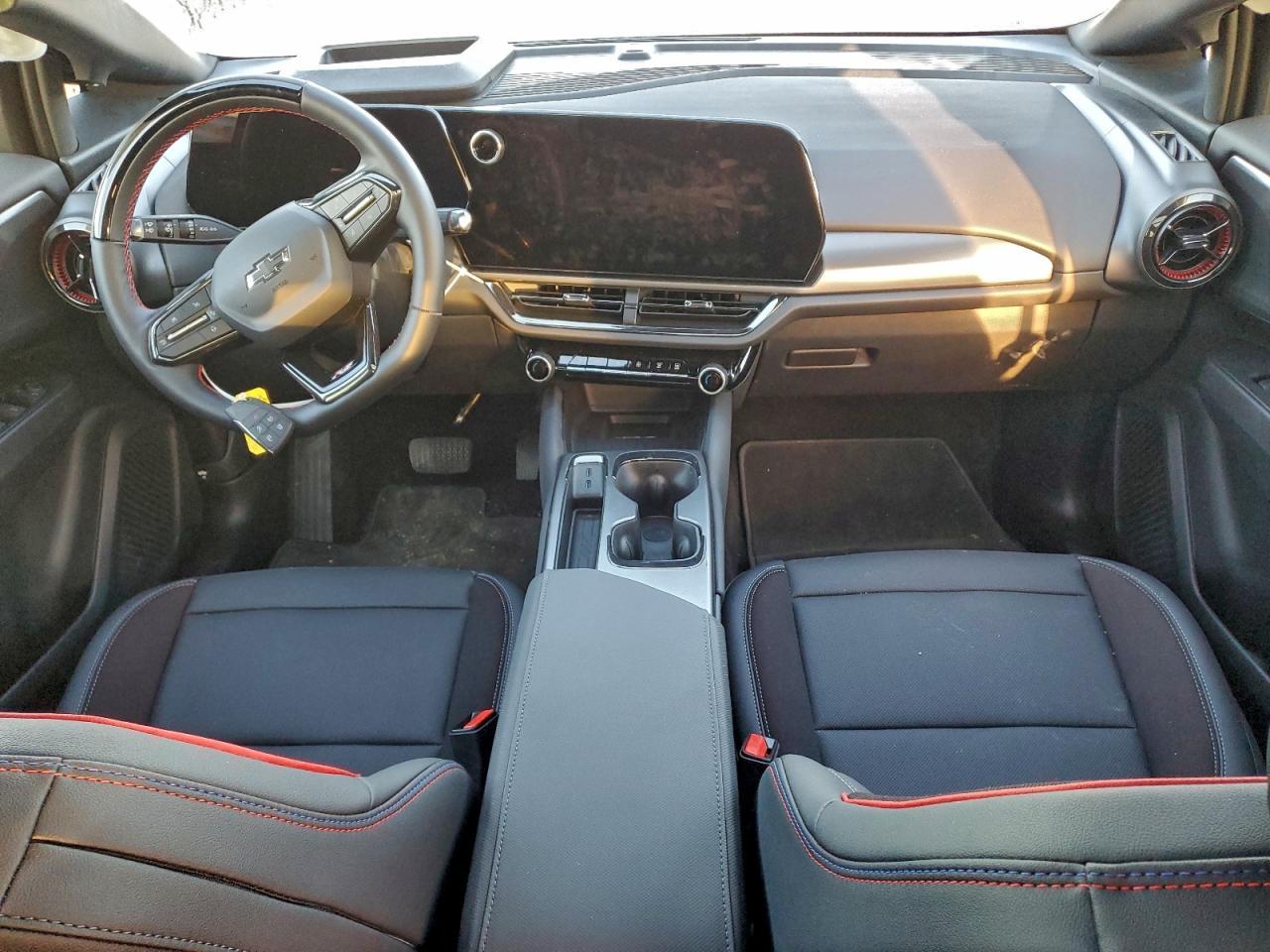 2025 Chevrolet Equinox Rs - zdjęcie 8