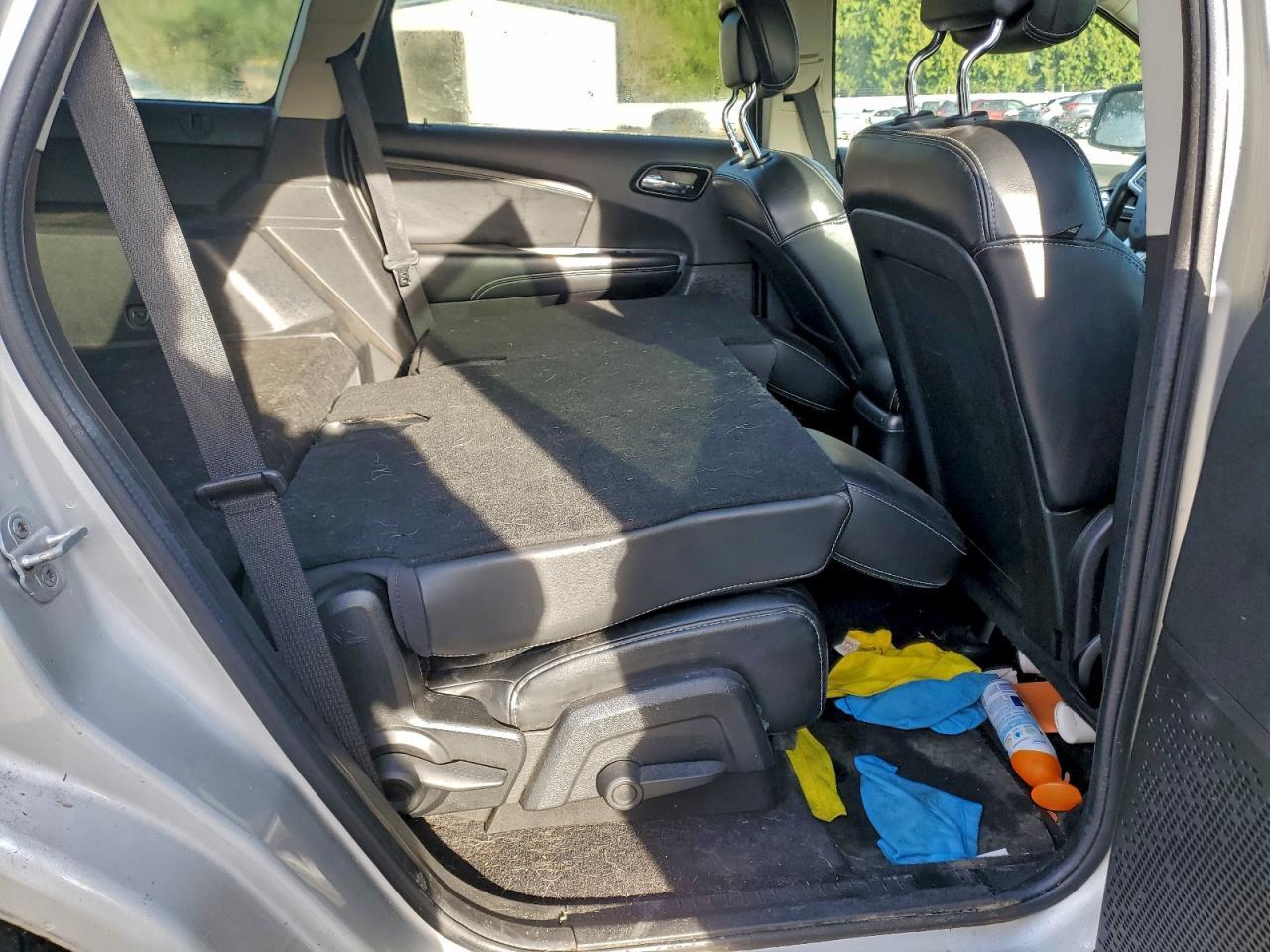 2013 Dodge Journey R/T - zdjęcie 11