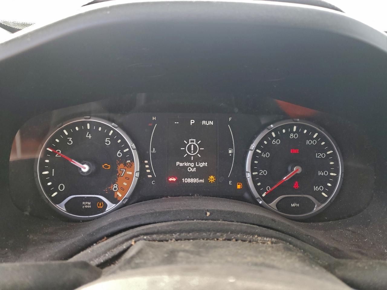 2016 Jeep Renegade Latitude - zdjęcie 9