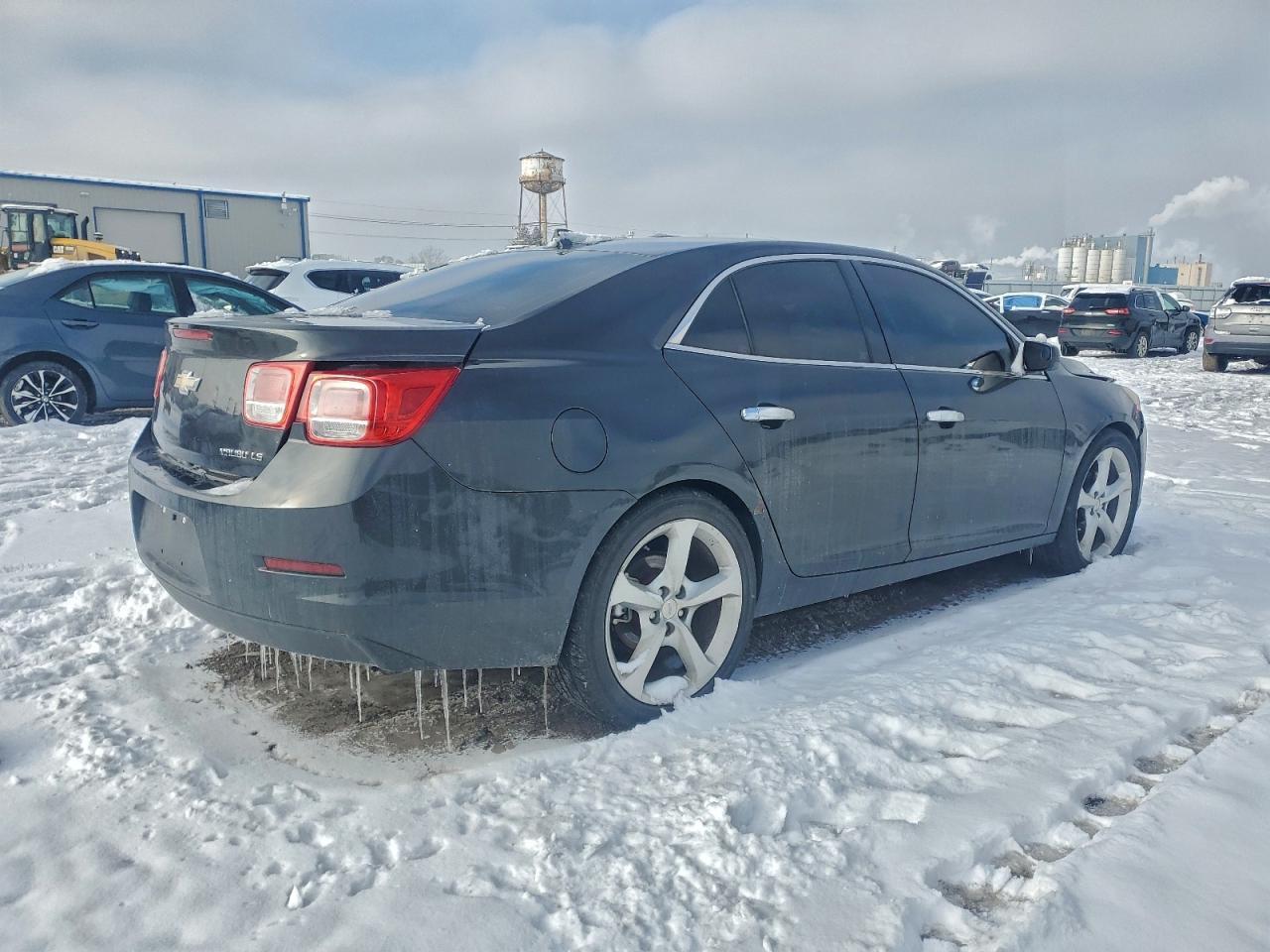 2014 Chevrolet Malibu Ls - zdjęcie 3