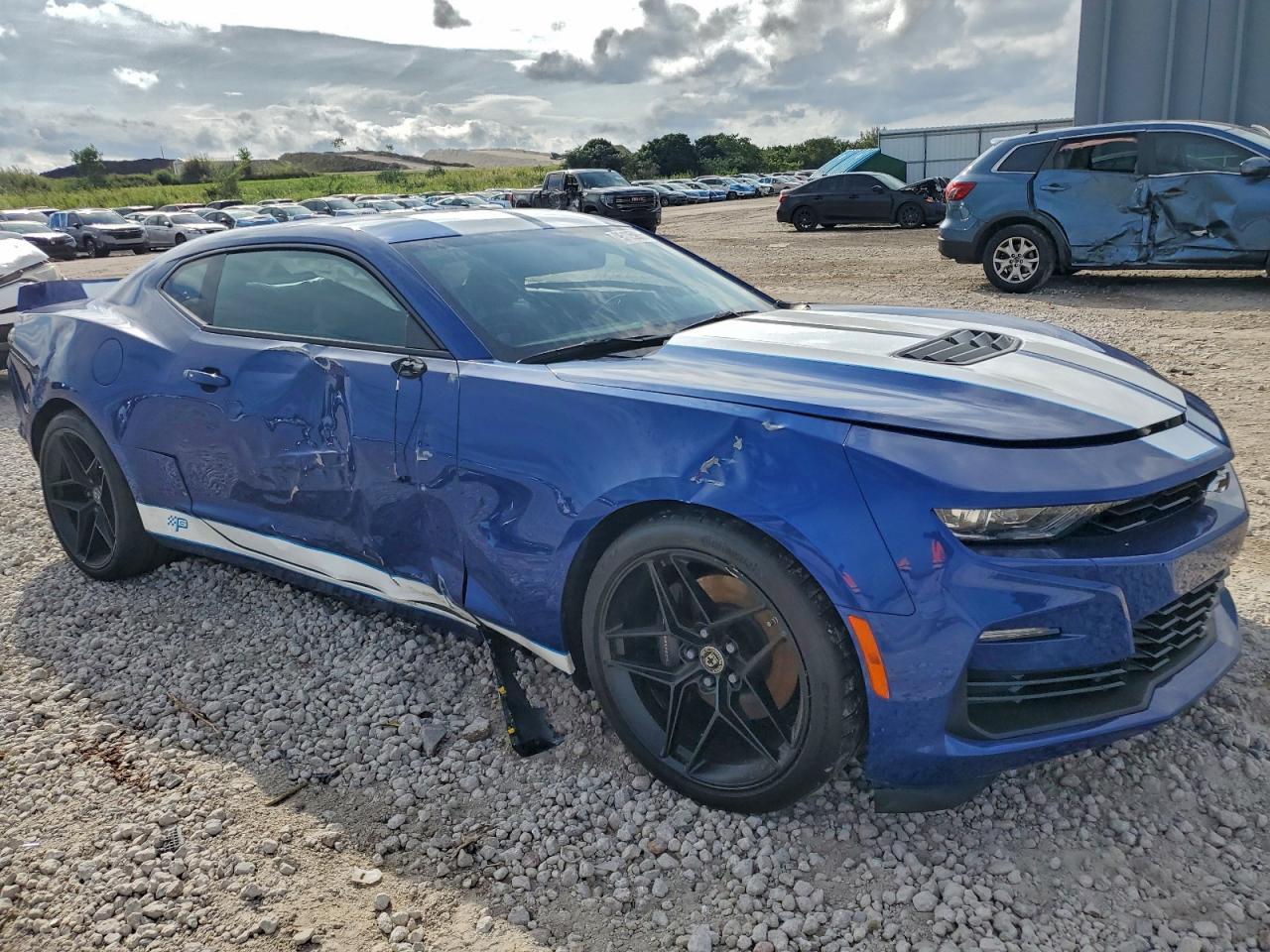2021 Chevrolet Camaro Lz - zdjęcie 4