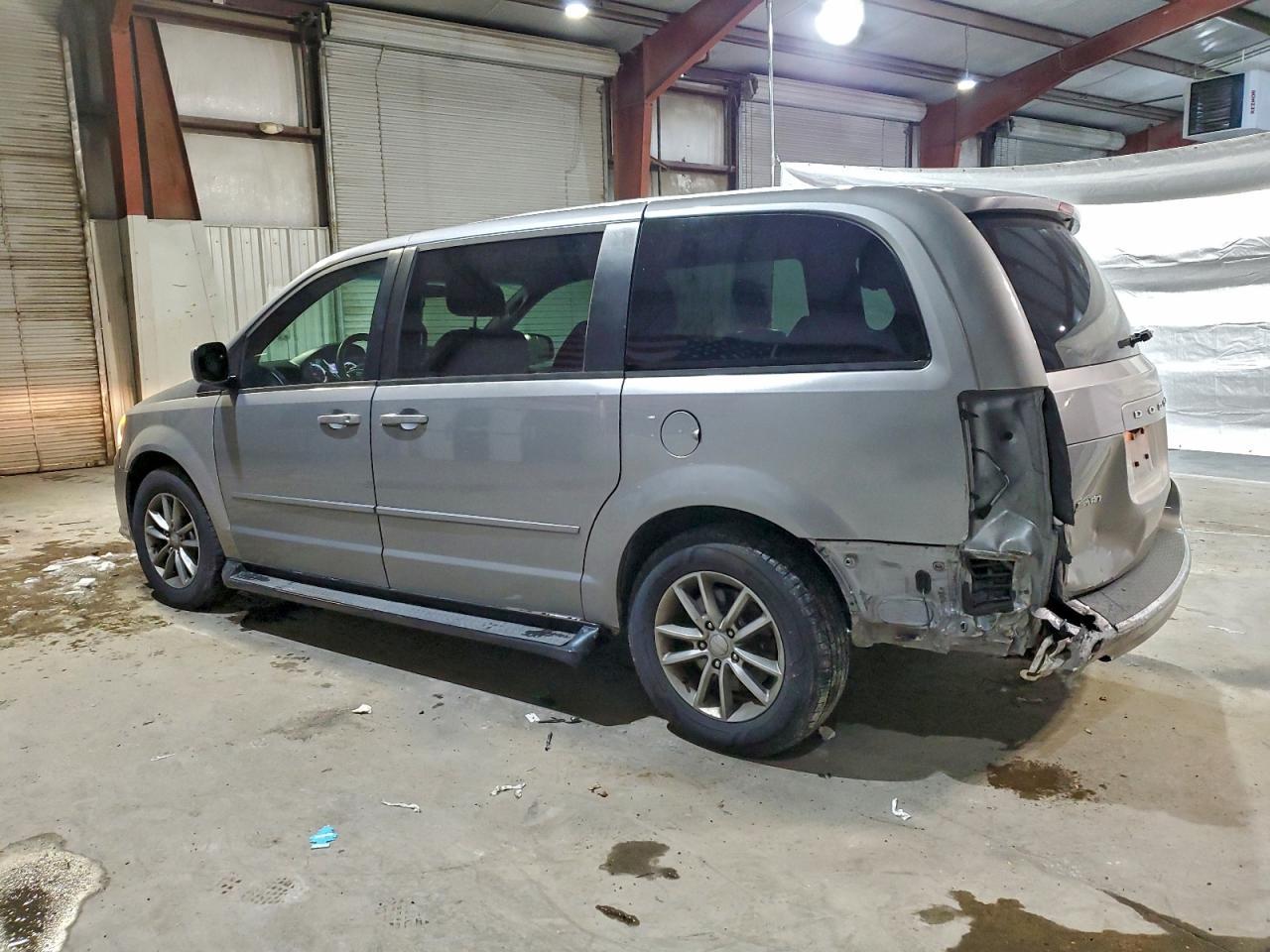 2014 Dodge Grand Caravan R/T - zdjęcie 2