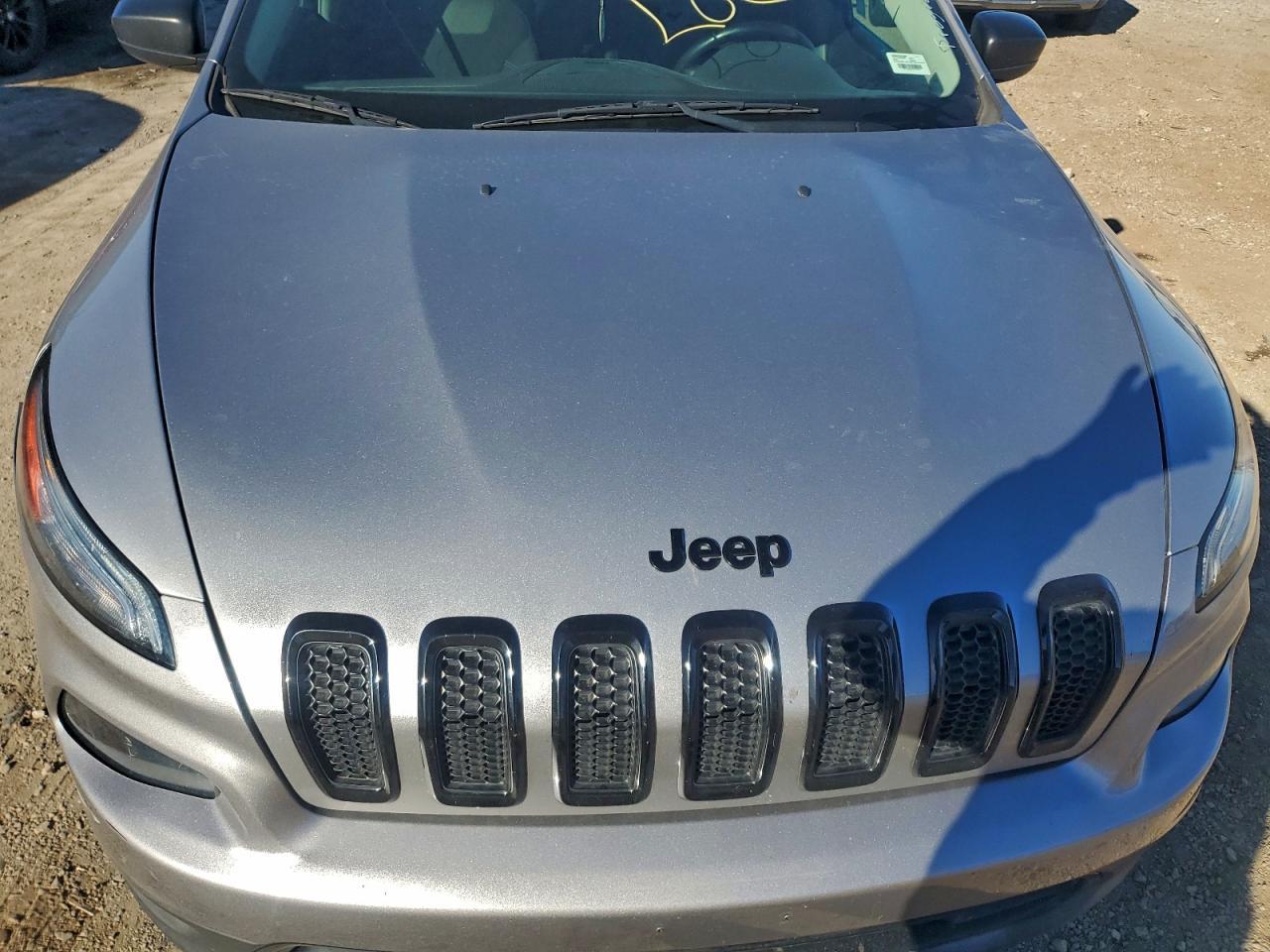 2017 Jeep Cherokee - zdjęcie 12