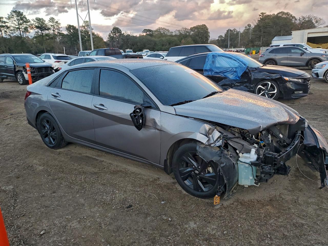 2022 Hyundai Elantra Sel - zdjęcie 4