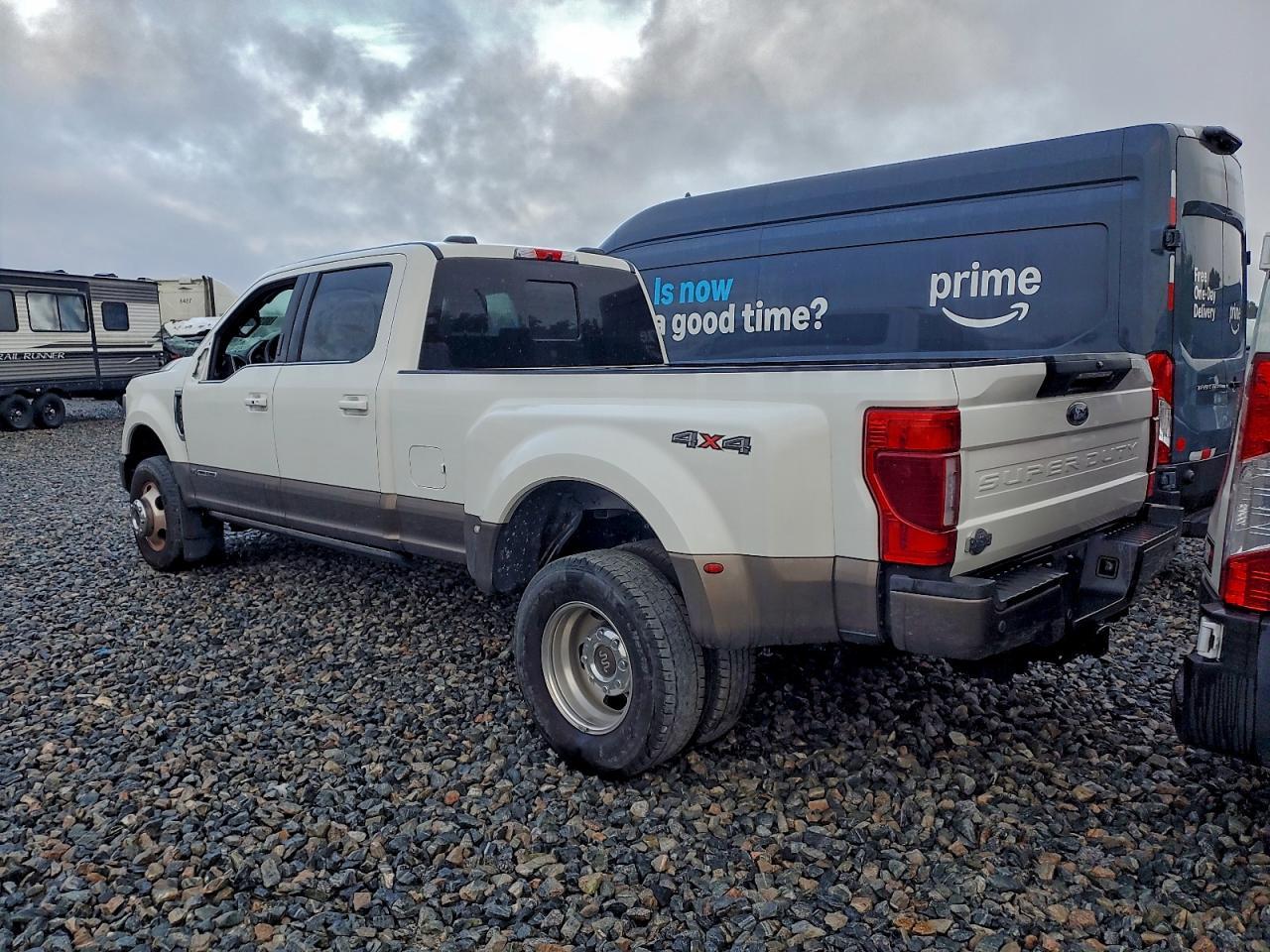 2022 Ford F350 Super Duty - zdjęcie 2