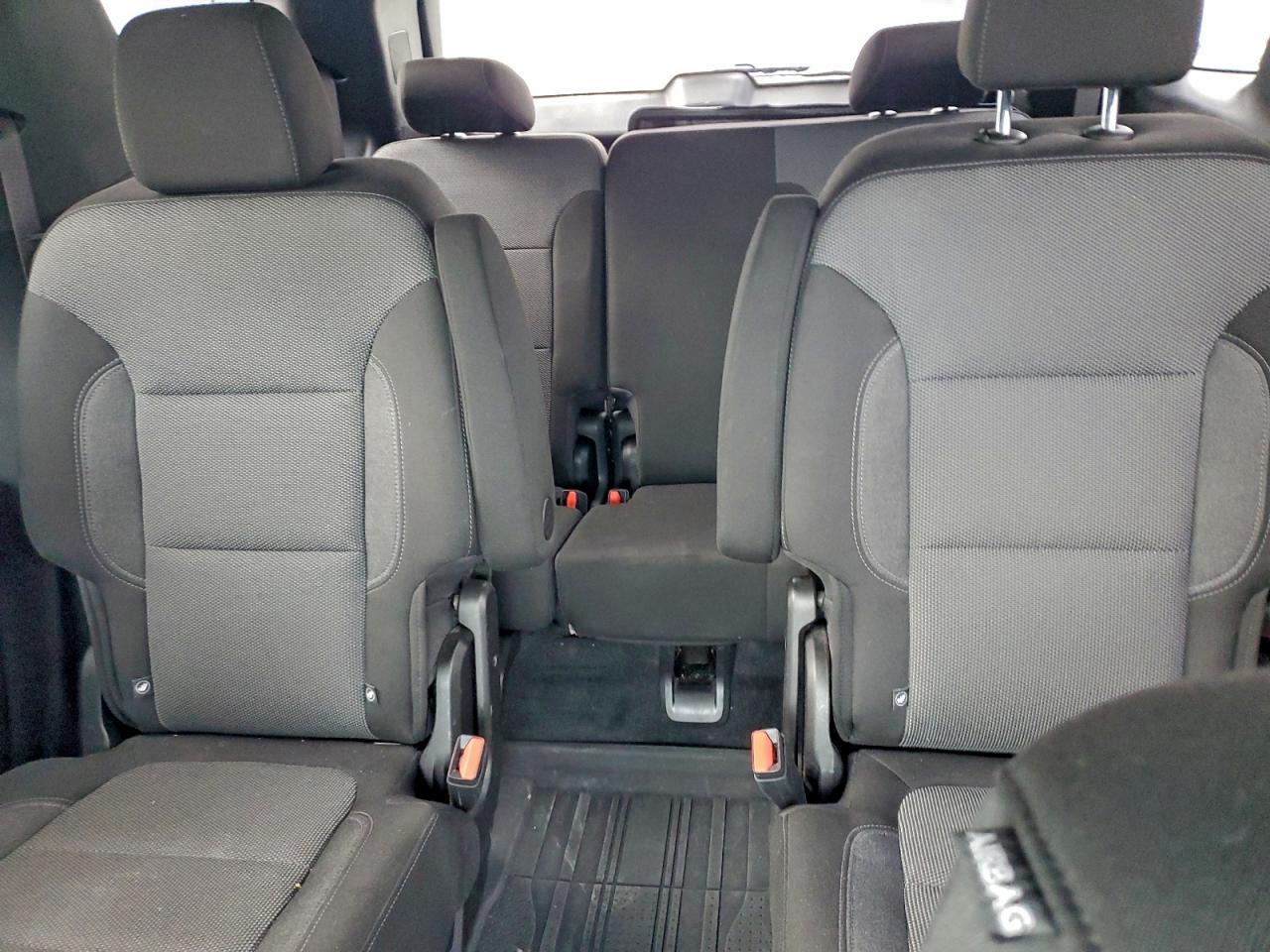 2022 Chevrolet Traverse Lt - zdjęcie 10