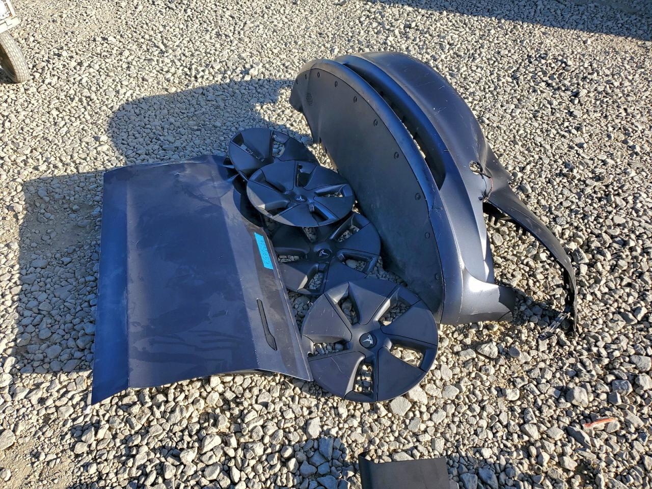 2023 Tesla Model 3 - zdjęcie 12