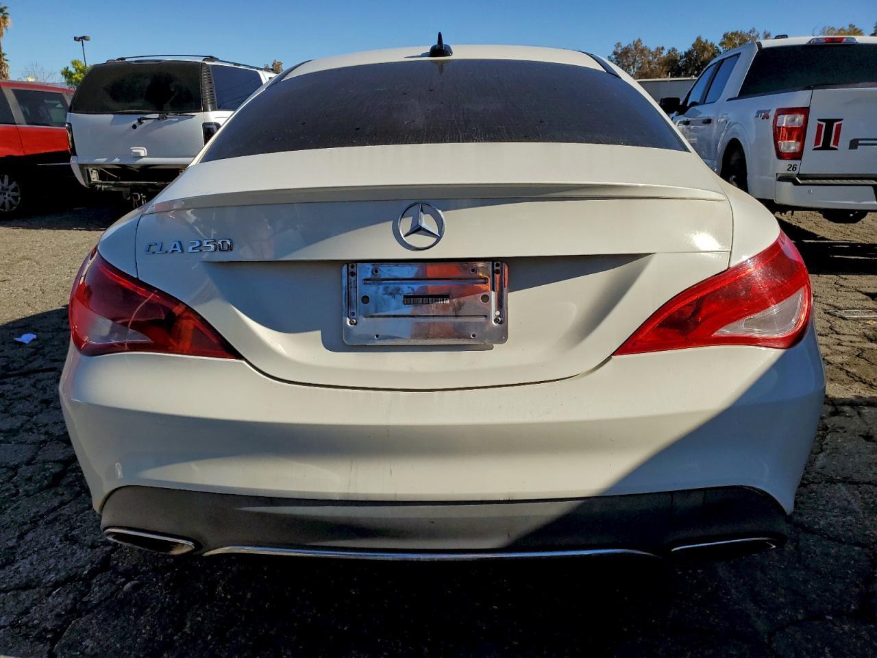 2017 Mercedes-Benz Cla 250 - zdjęcie 6