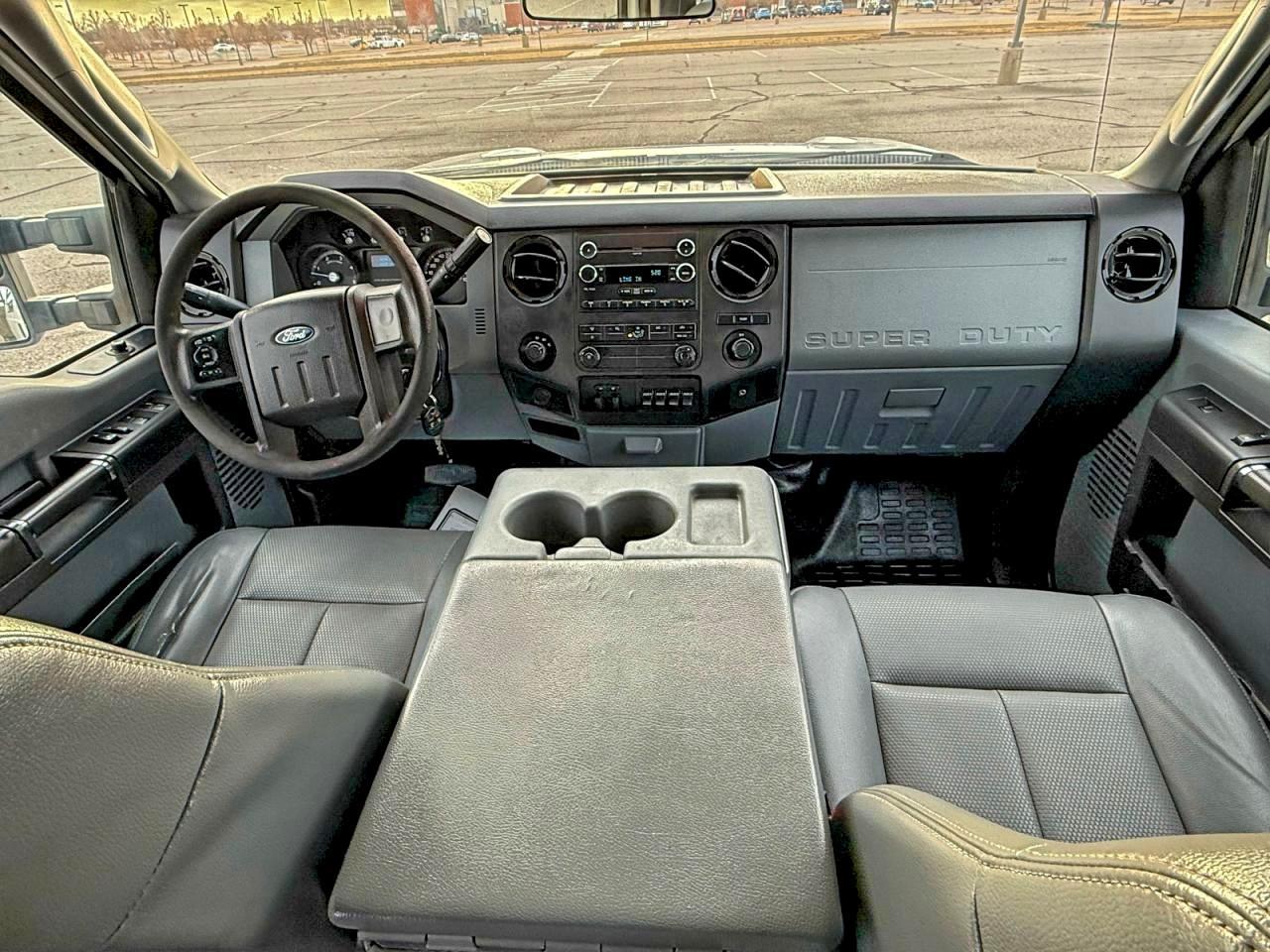 2014 Ford F350 Super Duty - zdjęcie 9