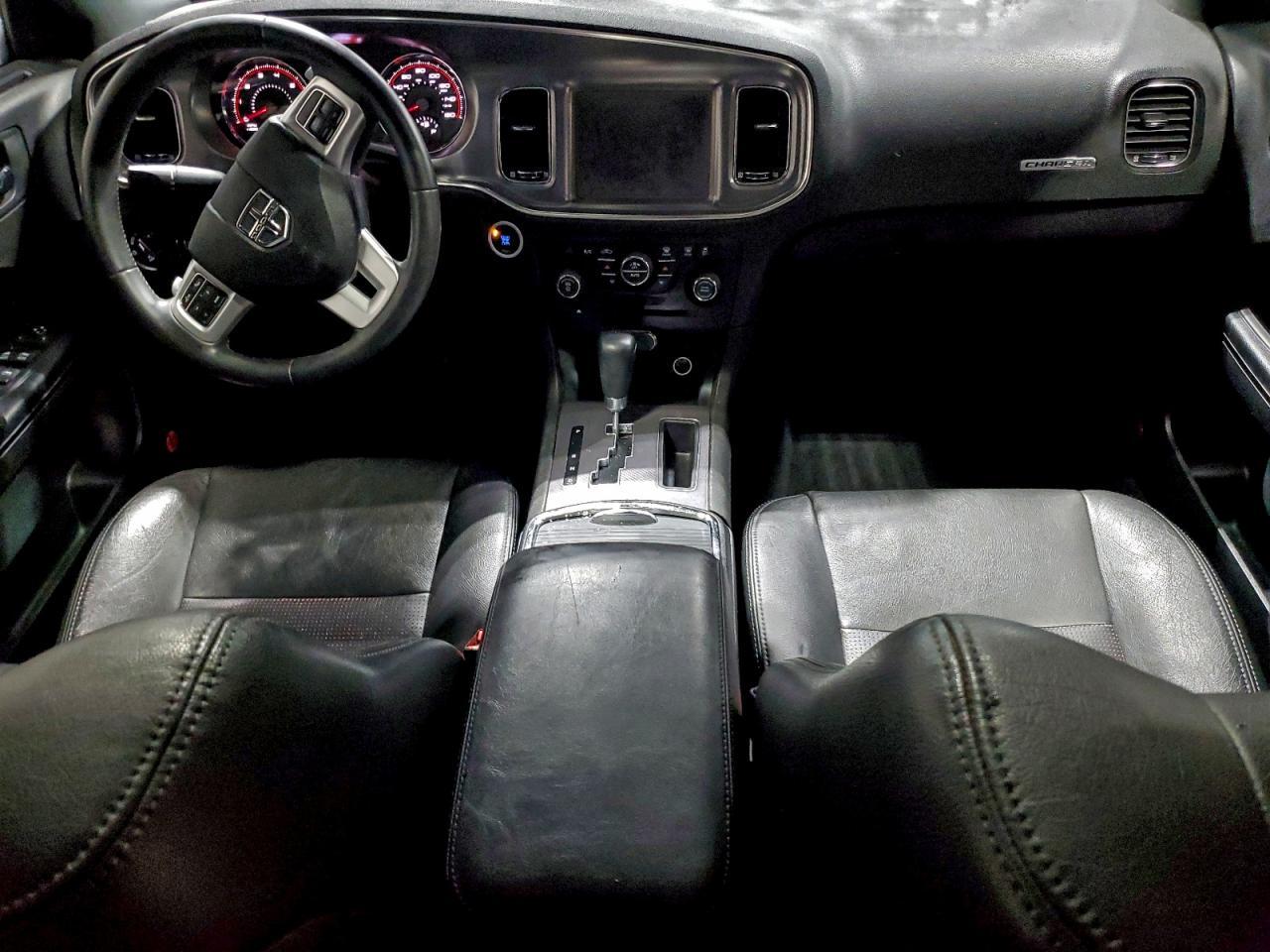 2013 Dodge Charger - zdjęcie 8
