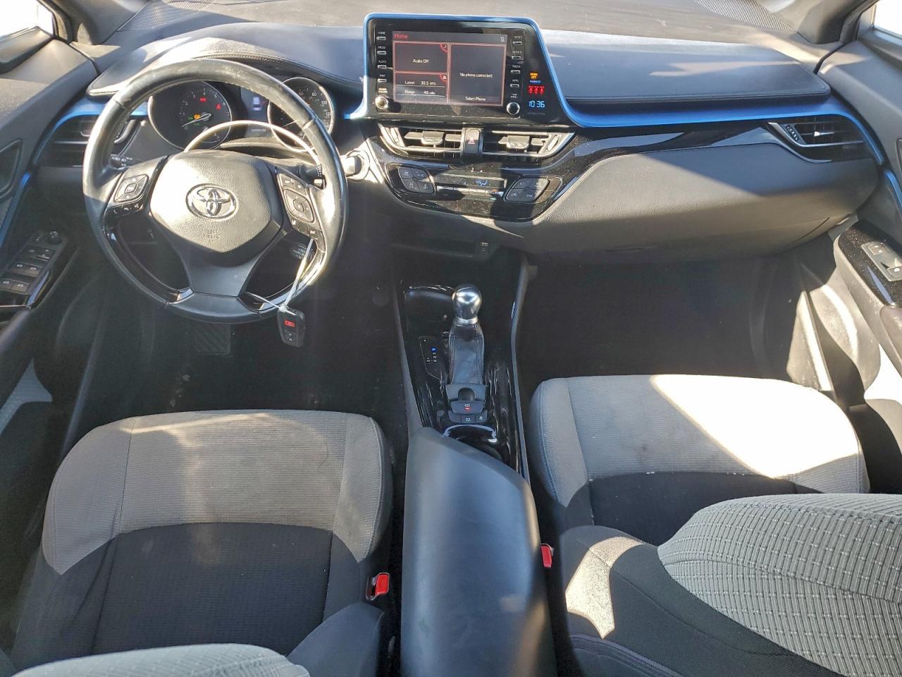 2019 Toyota C-Hr Xle - zdjęcie 8