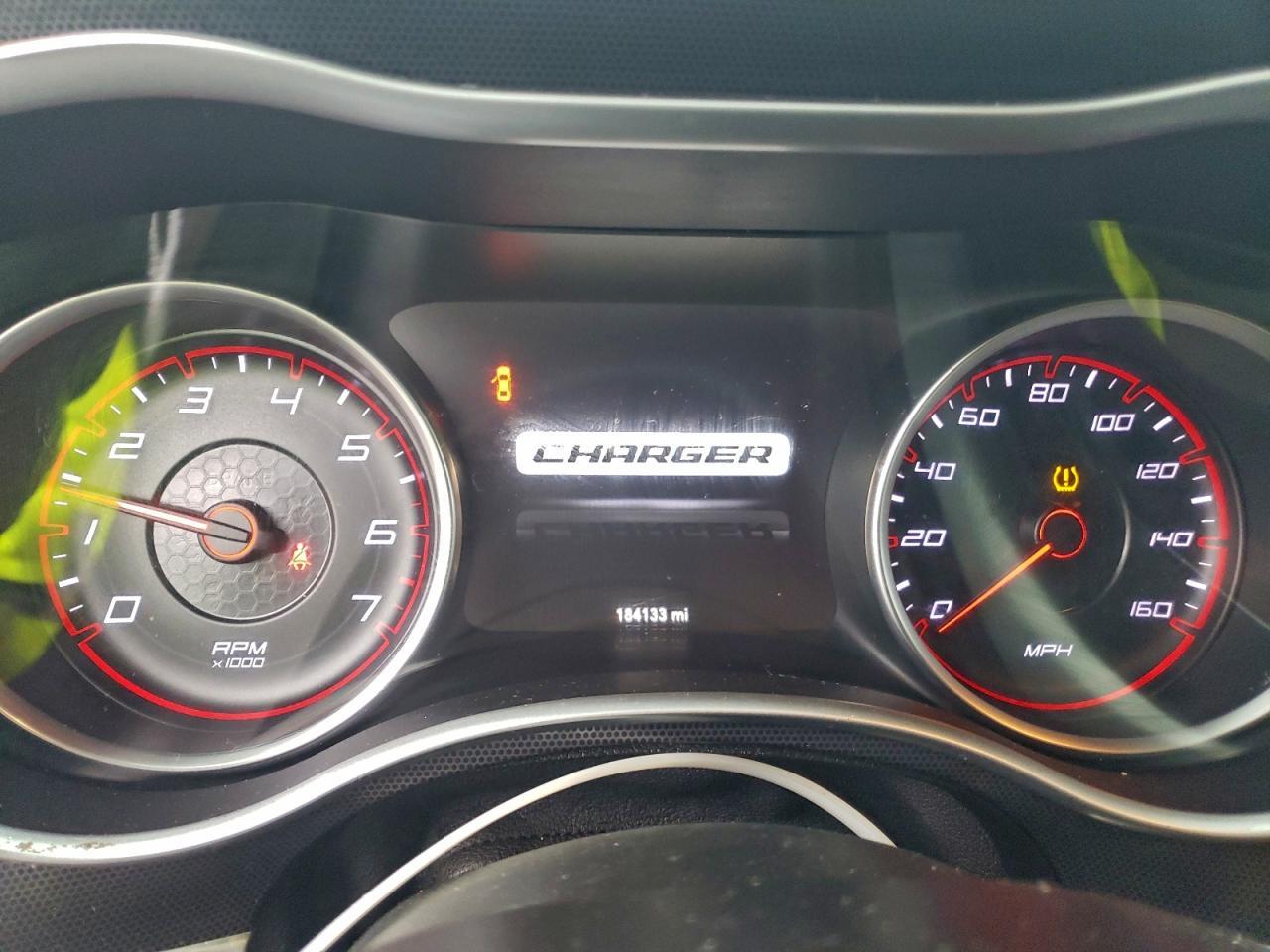 2015 Dodge Charger R/T - zdjęcie 9