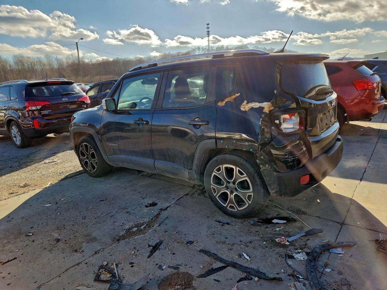 2015 Jeep Renegade Limited - zdjęcie 2