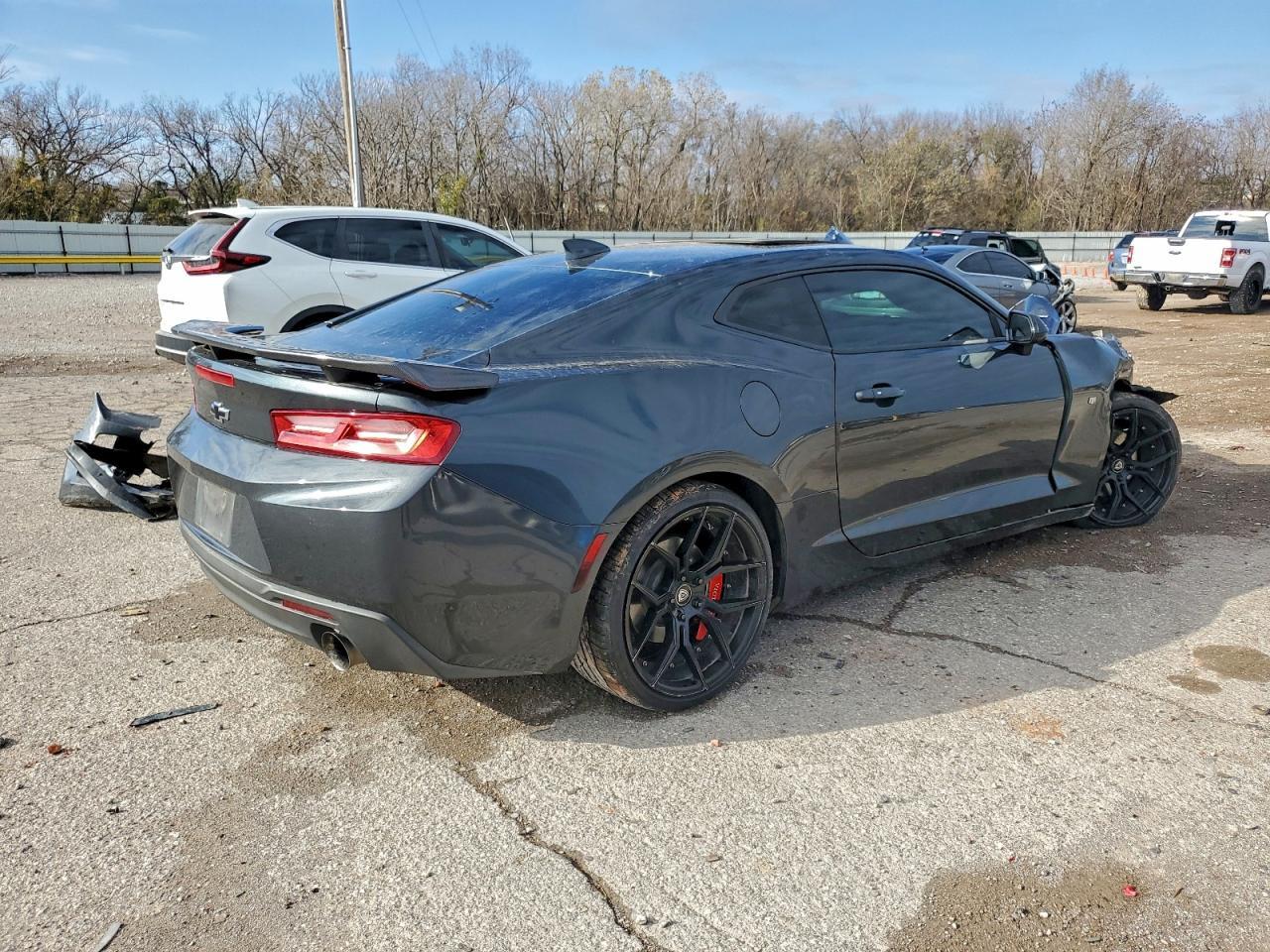 Chevrolet Camaro - zdjęcie 3