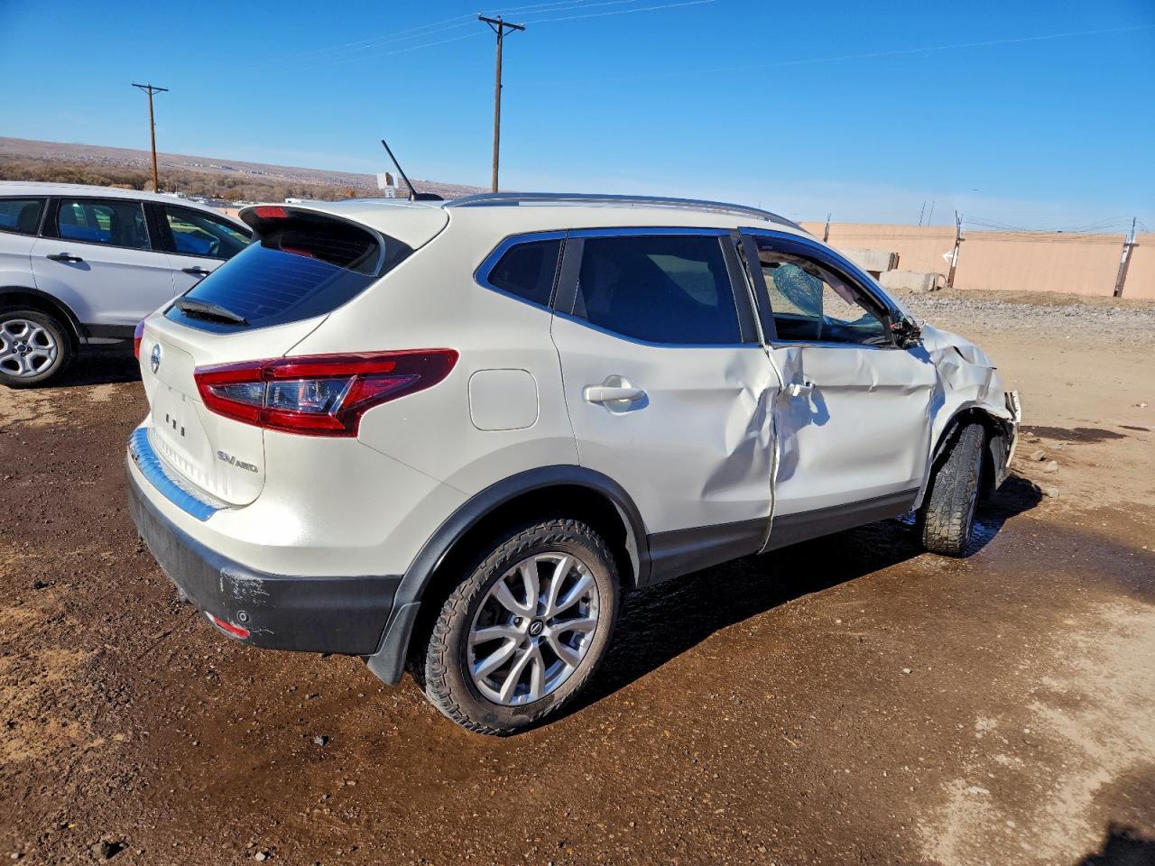 2020 Nissan Rogue Sport S - zdjęcie 3