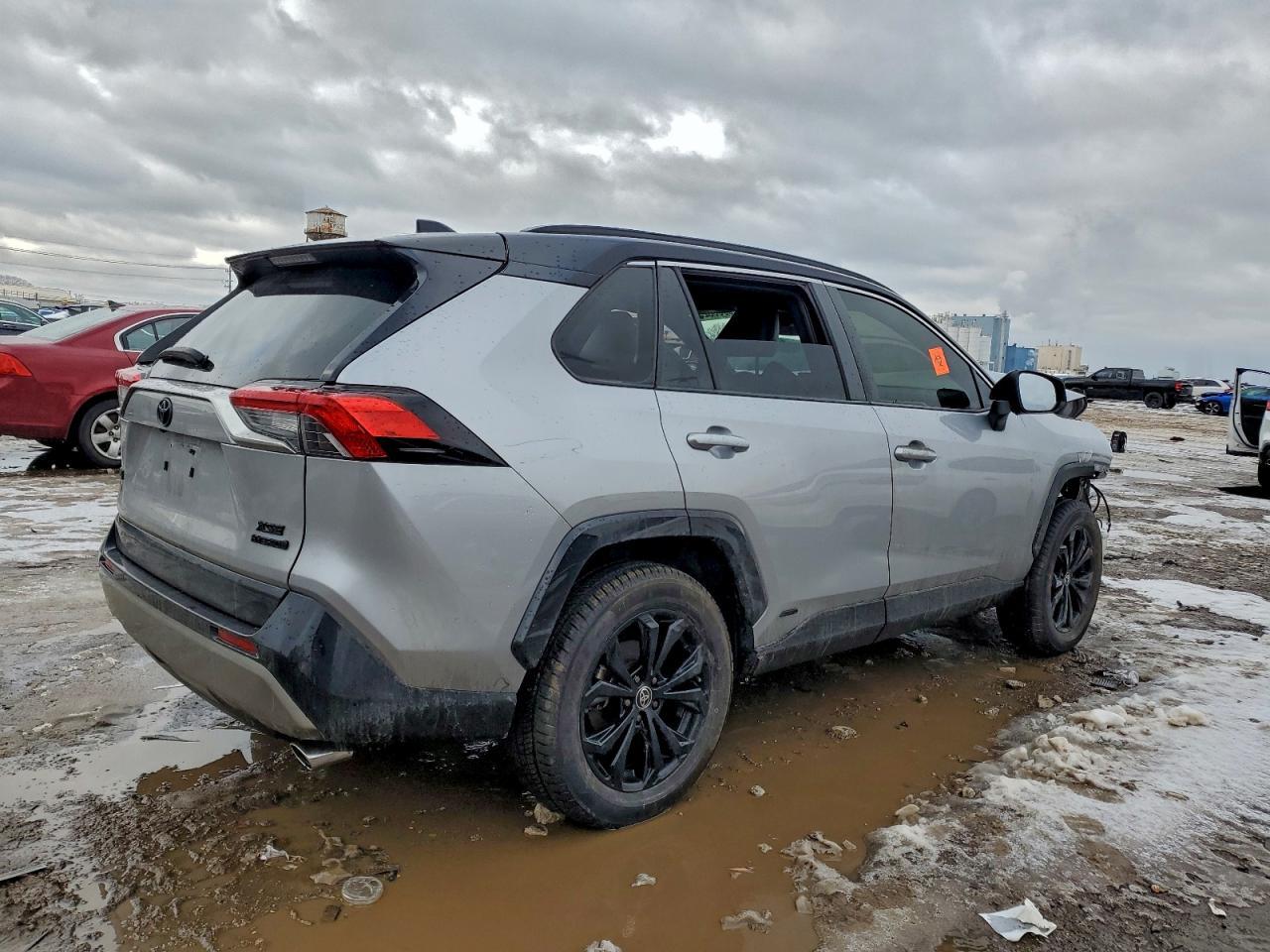 2022 Toyota Rav4 Xse - zdjęcie 3