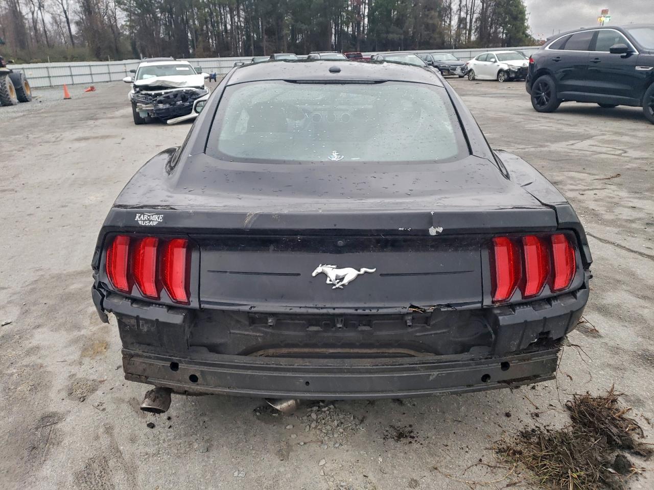 2019 Ford Mustang - zdjęcie 6